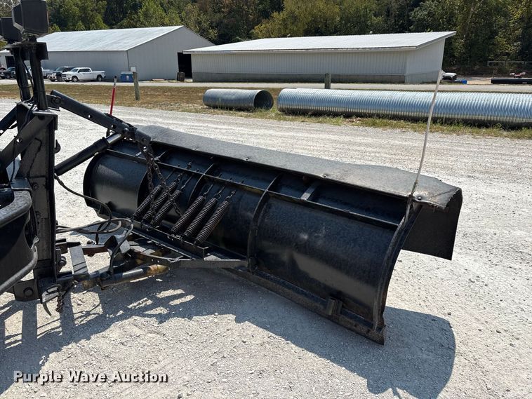 image for item FG0647 2006 International 7300 dump truck