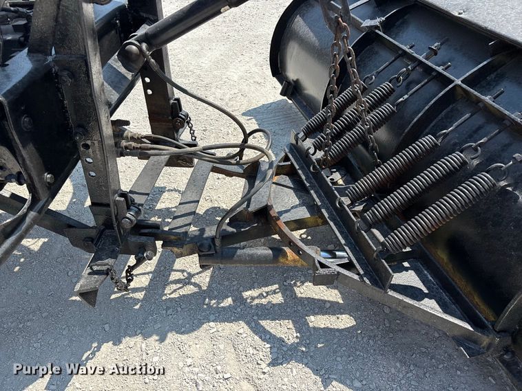 image for item FG0647 2006 International 7300 dump truck