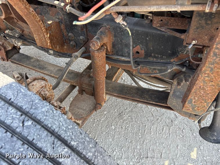 image for item FG0647 2006 International 7300 dump truck