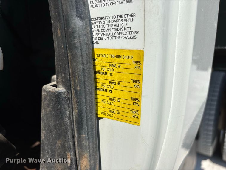 image for item FG0647 2006 International 7300 dump truck