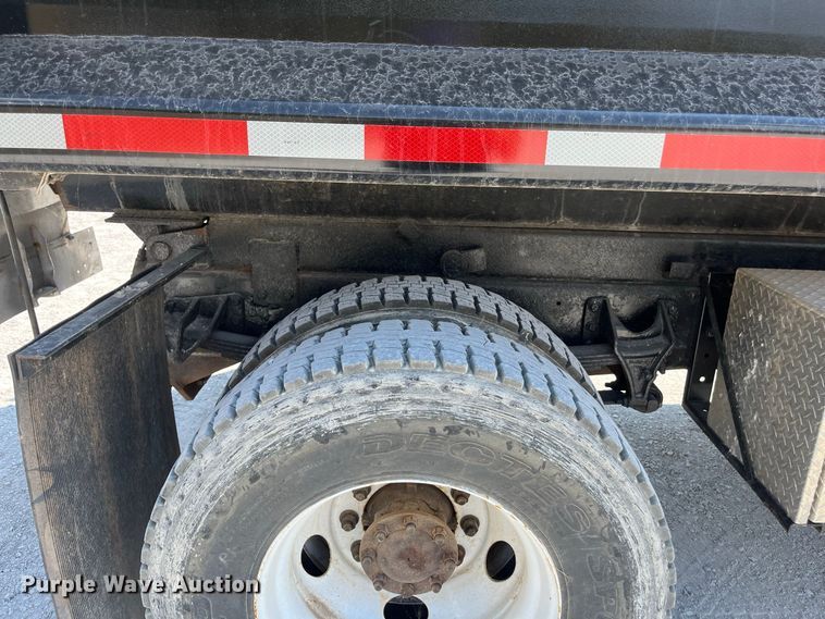 image for item FG0648 2005 International 7300 dump truck
