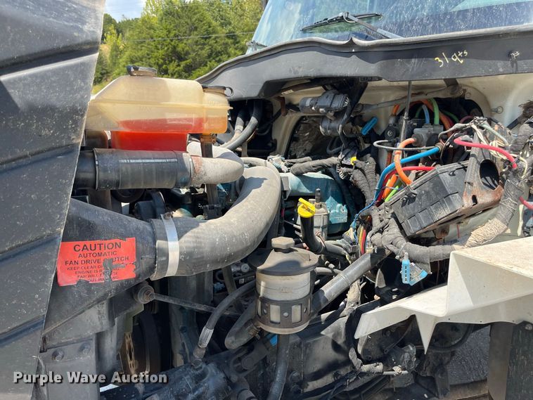 image for item FG0648 2005 International 7300 dump truck