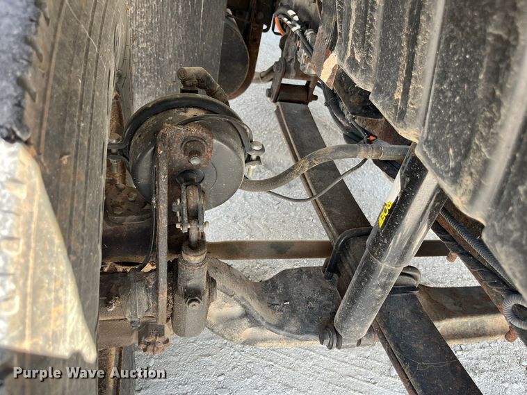 image for item FG0648 2005 International 7300 dump truck