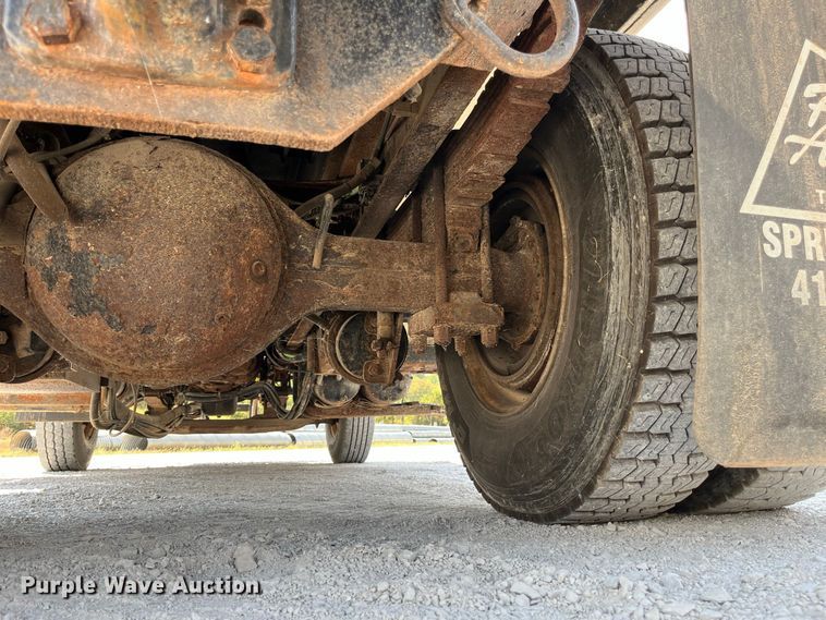 image for item FG0648 2005 International 7300 dump truck