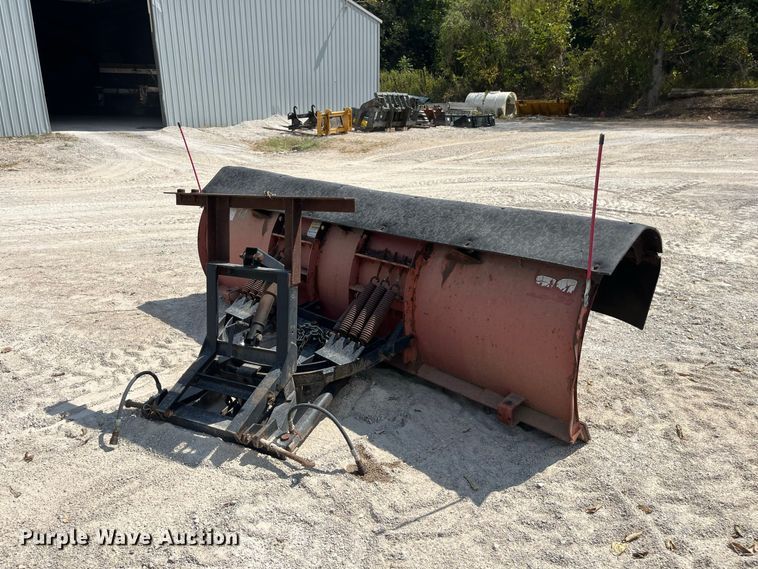 image for item FG0648 2005 International 7300 dump truck
