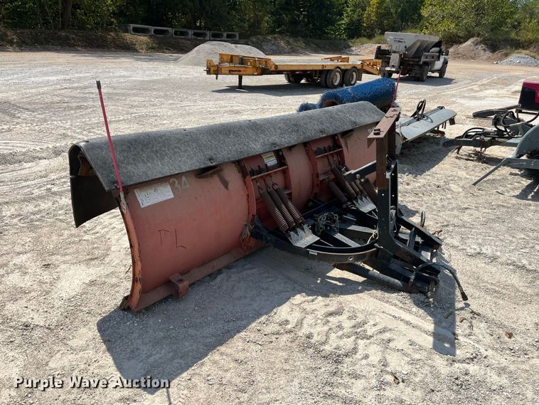 image for item FG0648 2005 International 7300 dump truck