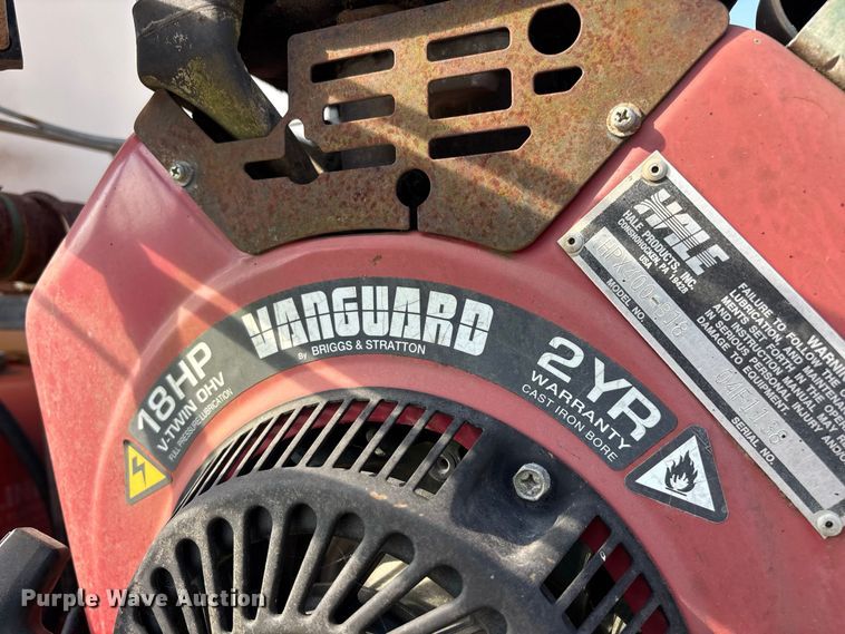 image for item FG0649 2000 Chevrolet C8500 water truck