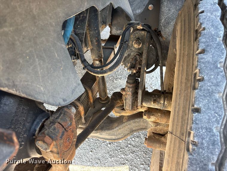 image for item FG0649 2000 Chevrolet C8500 water truck
