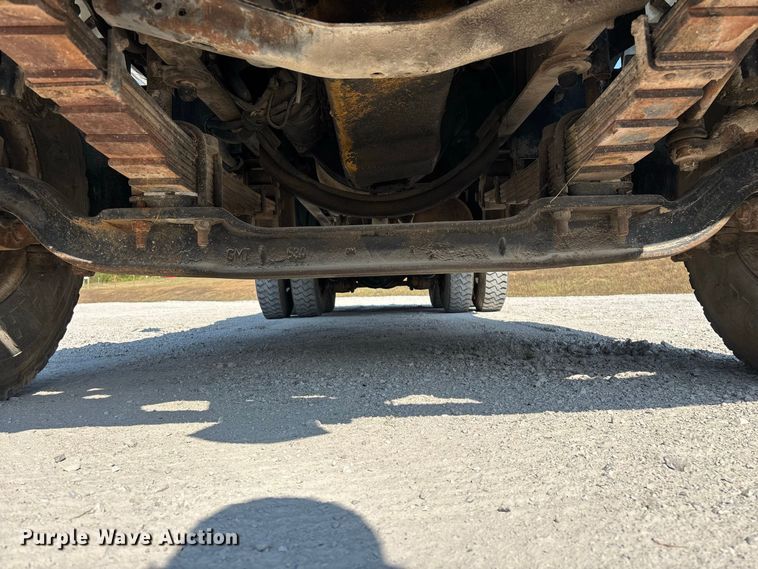 image for item FG0649 2000 Chevrolet C8500 water truck