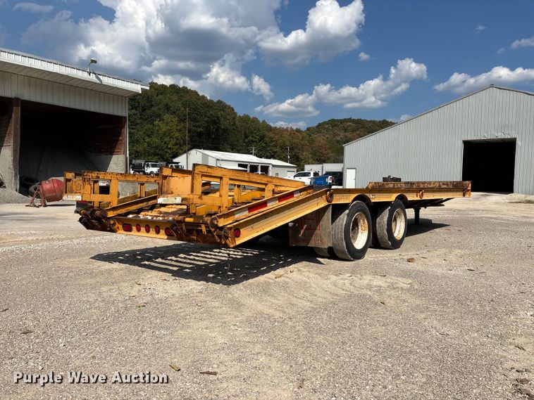image for item FG0651 2004 Holden HCZ30KT equipment trailer