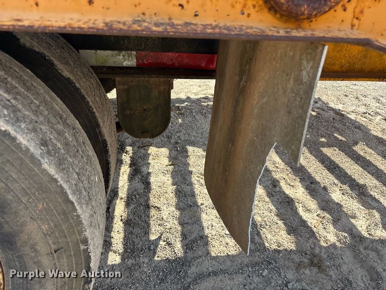 image for item FG0651 2004 Holden HCZ30KT equipment trailer