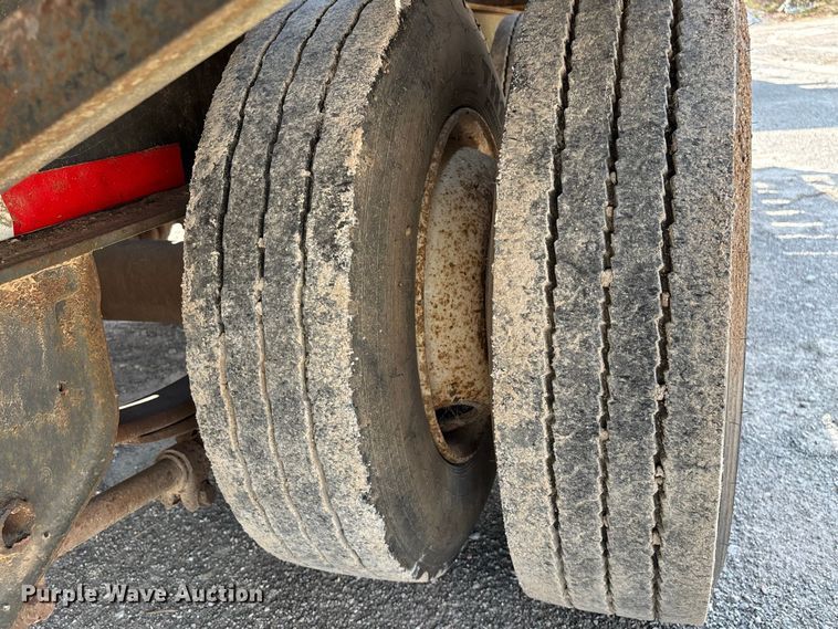 image for item FG0651 2004 Holden HCZ30KT equipment trailer