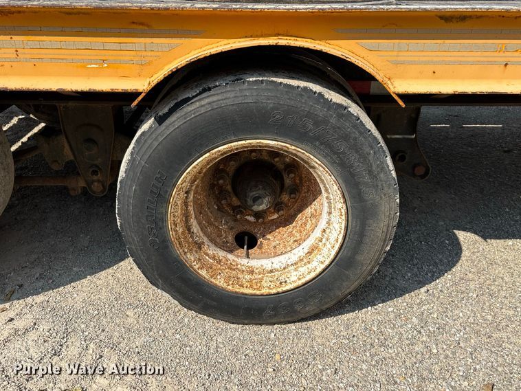 image for item FG0651 2004 Holden HCZ30KT equipment trailer