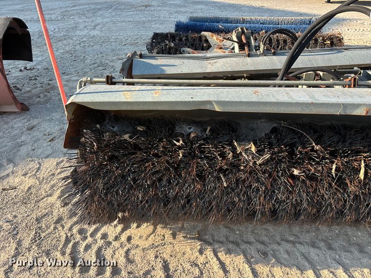 image for item FG0653 (2) Sweepster D32M10STND sweepers