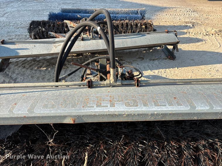 image for item FG0653 (2) Sweepster D32M10STND sweepers
