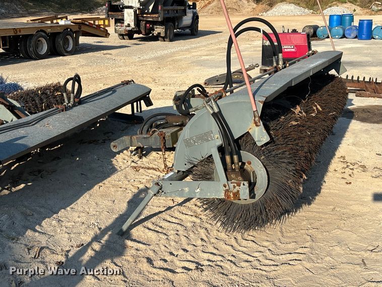 image for item FG0653 (2) Sweepster D32M10STND sweepers