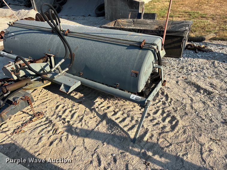 image for item FG0653 (2) Sweepster D32M10STND sweepers