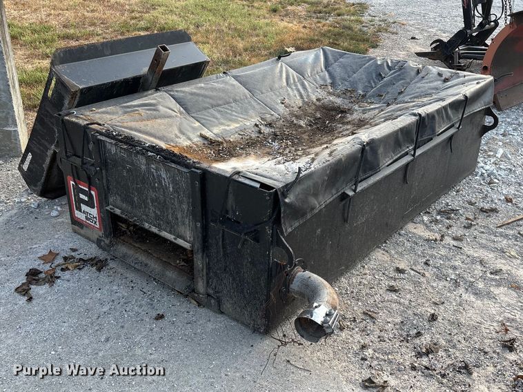 image for item FG0654 Asphalt hot box