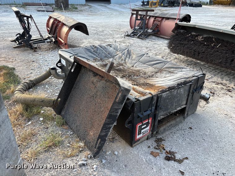 image for item FG0654 Asphalt hot box