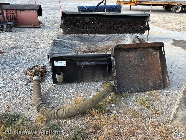 image for item FG0654 Asphalt hot box