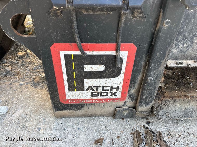 image for item FG0654 Asphalt hot box