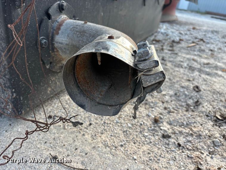 image for item FG0654 Asphalt hot box