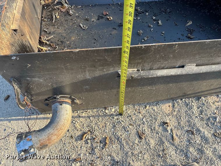 image for item FG0654 Asphalt hot box