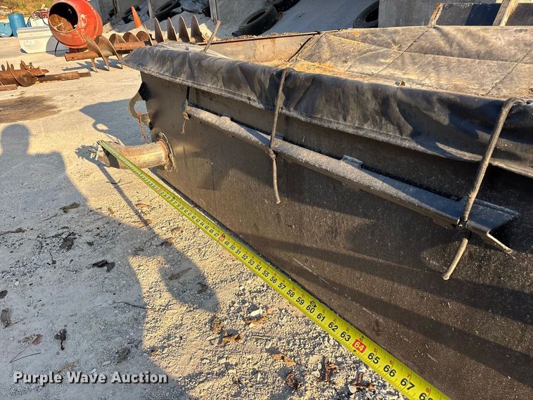 image for item FG0654 Asphalt hot box