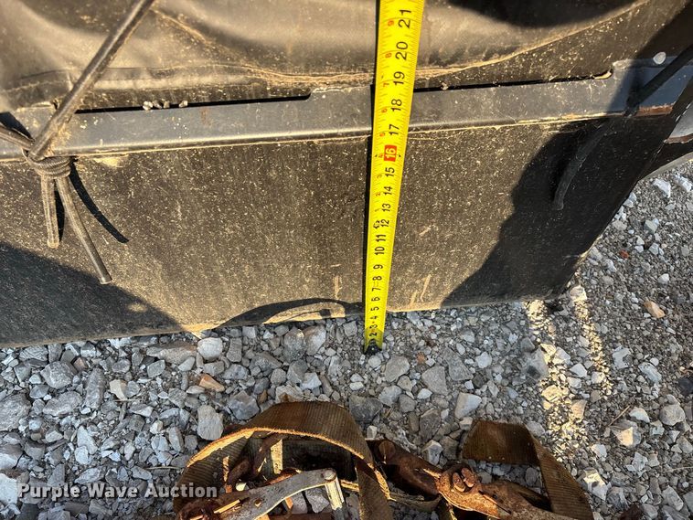 image for item FG0654 Asphalt hot box