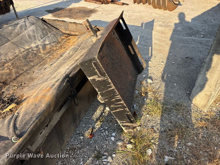image for item FG0654 Asphalt hot box