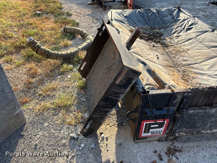 image for item FG0654 Asphalt hot box