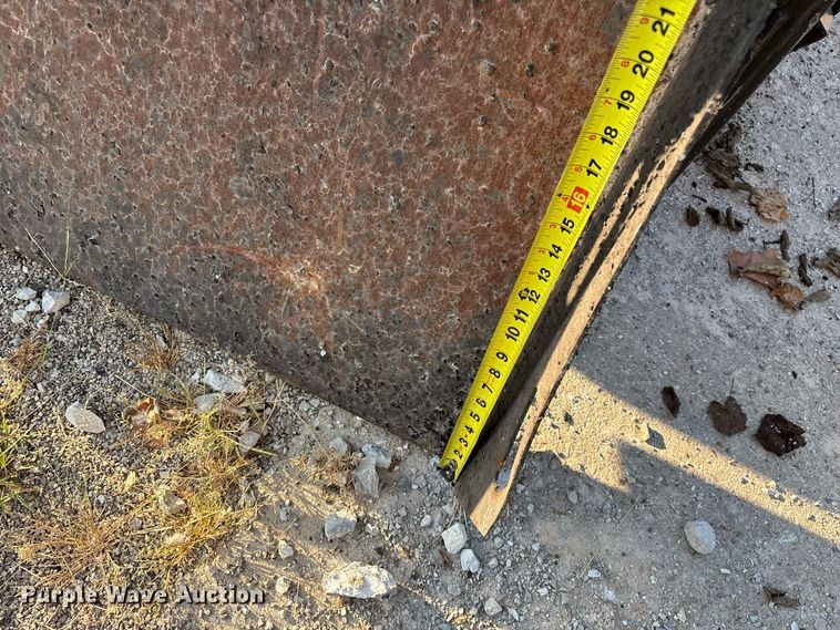 image for item FG0654 Asphalt hot box