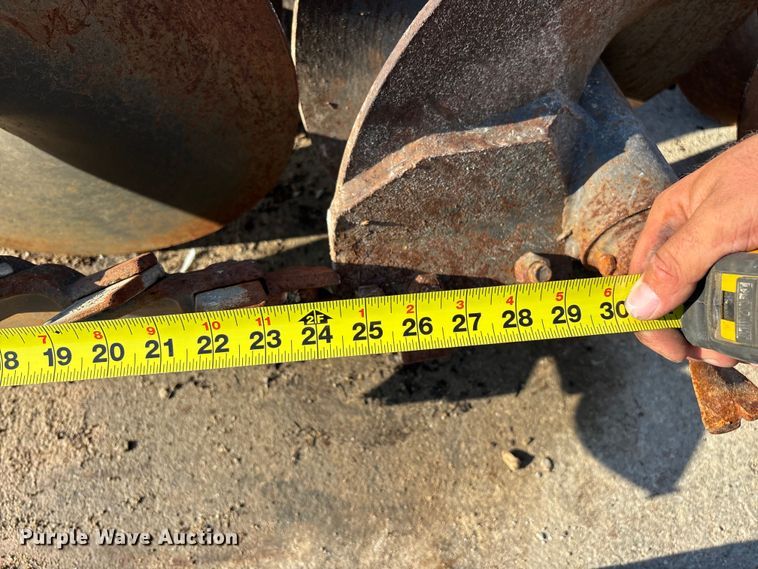image for item FG0655 McMillen 24901 auger attachments