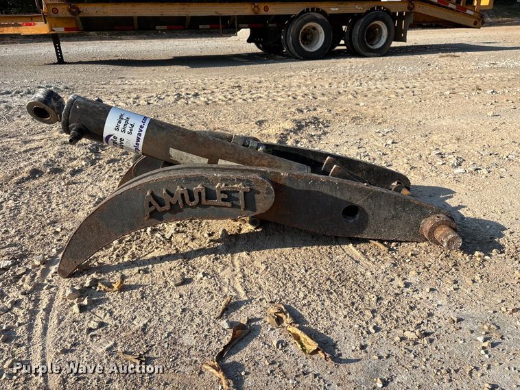 image for item FG0656 Amulet CT20BL-14 hydraulic thumb