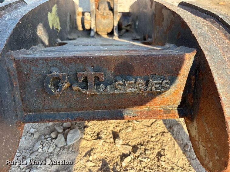 image for item FG0656 Amulet CT20BL-14 hydraulic thumb