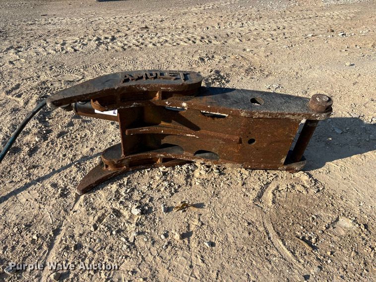 image for item FG0656 Amulet CT20BL-14 hydraulic thumb