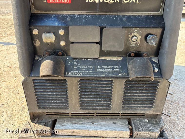 image for item FG0657 Lincoln Electric Ranger GXT welder/generator