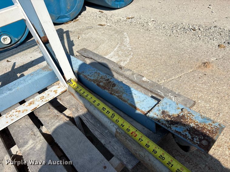 image for item FG0660 OTC 1770A dolly