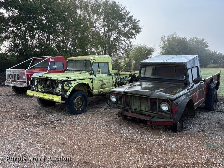 (3) Kaiser Jeep Corporation 3521 pickup trucks