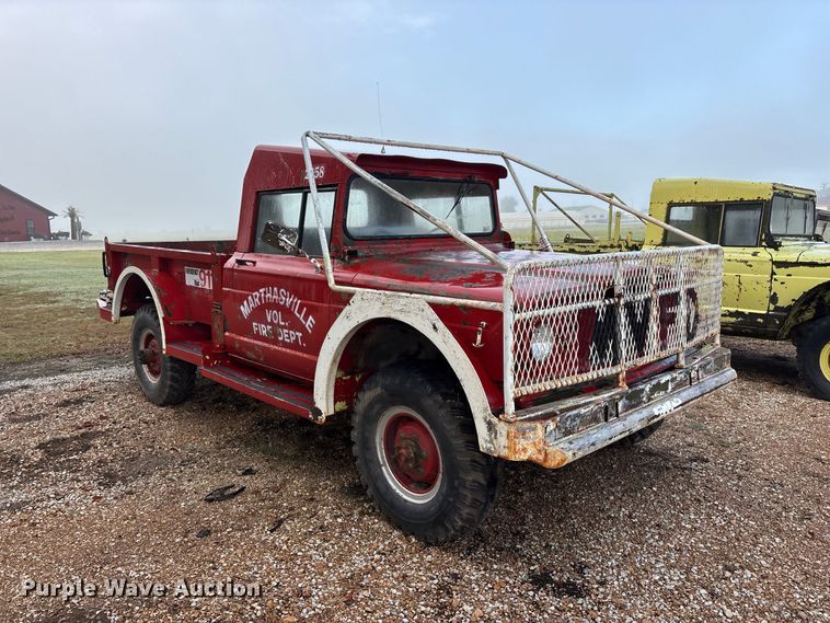image for item FG0672 (3) Kaiser Jeep Corporation 3521 pickup trucks