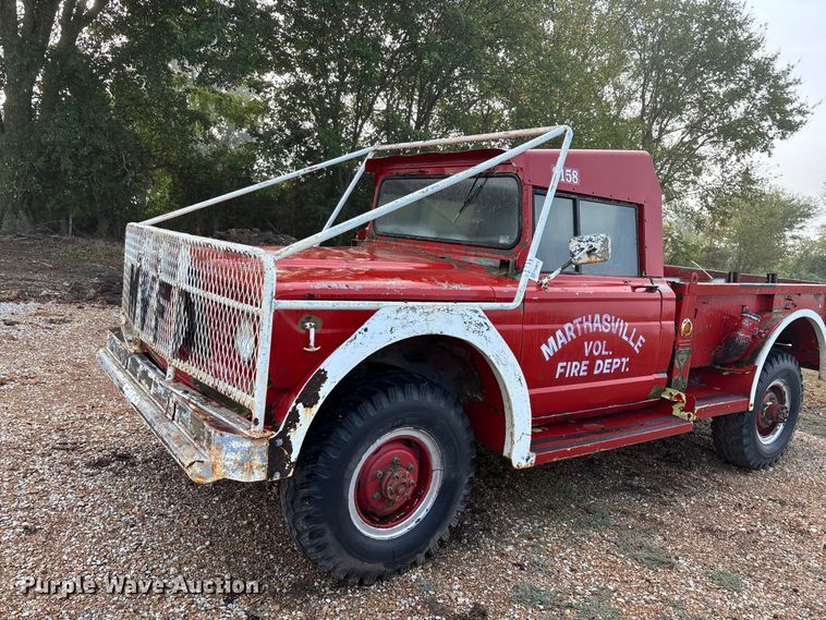 image for item FG0672 (3) Kaiser Jeep Corporation 3521 pickup trucks