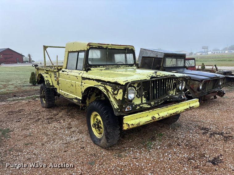 image for item FG0672 (3) Kaiser Jeep Corporation 3521 pickup trucks