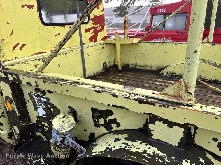 image for item FG0672 (3) Kaiser Jeep Corporation 3521 pickup trucks