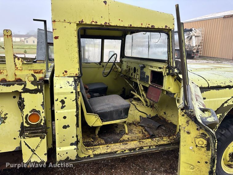 image for item FG0672 (3) Kaiser Jeep Corporation 3521 pickup trucks
