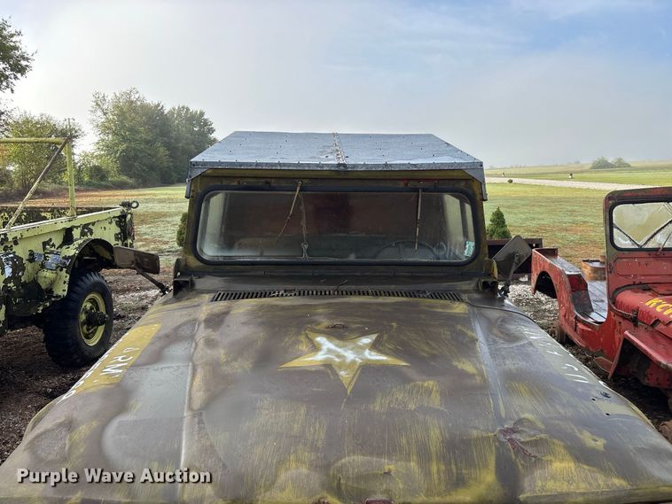 image for item FG0672 (3) Kaiser Jeep Corporation 3521 pickup trucks