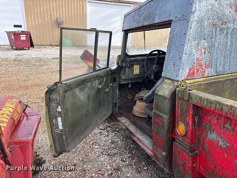 image for item FG0672 (3) Kaiser Jeep Corporation 3521 pickup trucks