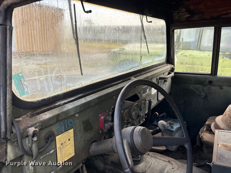 image for item FG0672 (3) Kaiser Jeep Corporation 3521 pickup trucks