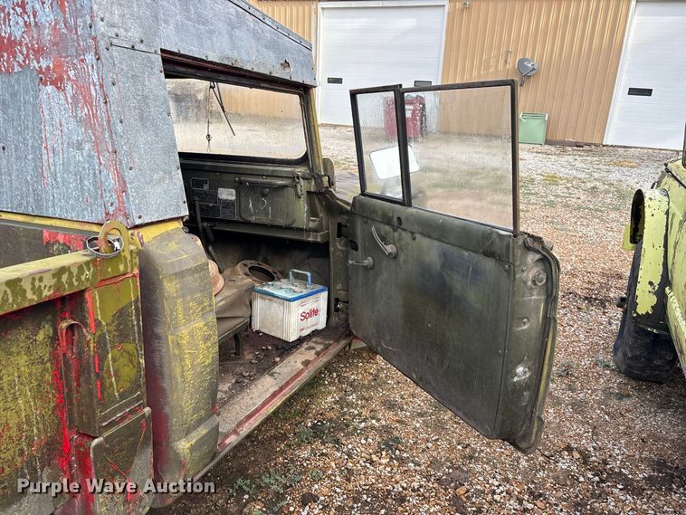 image for item FG0672 (3) Kaiser Jeep Corporation 3521 pickup trucks