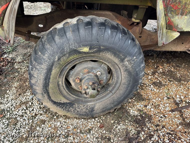 image for item FG0672 (3) Kaiser Jeep Corporation 3521 pickup trucks