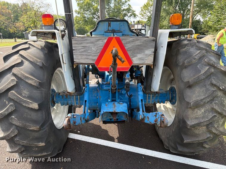 image for item FG3016 Ford 5610 tractor